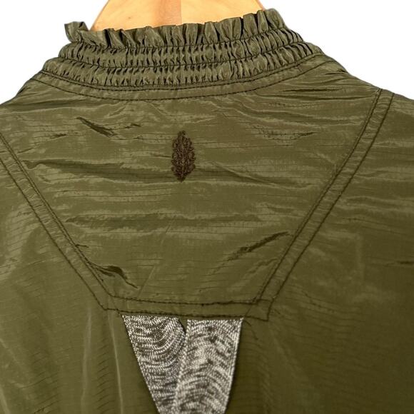 Free People Movement Starting Lineup Windbreaker Green Orange NEW Size Medium - Picture 6 of 8